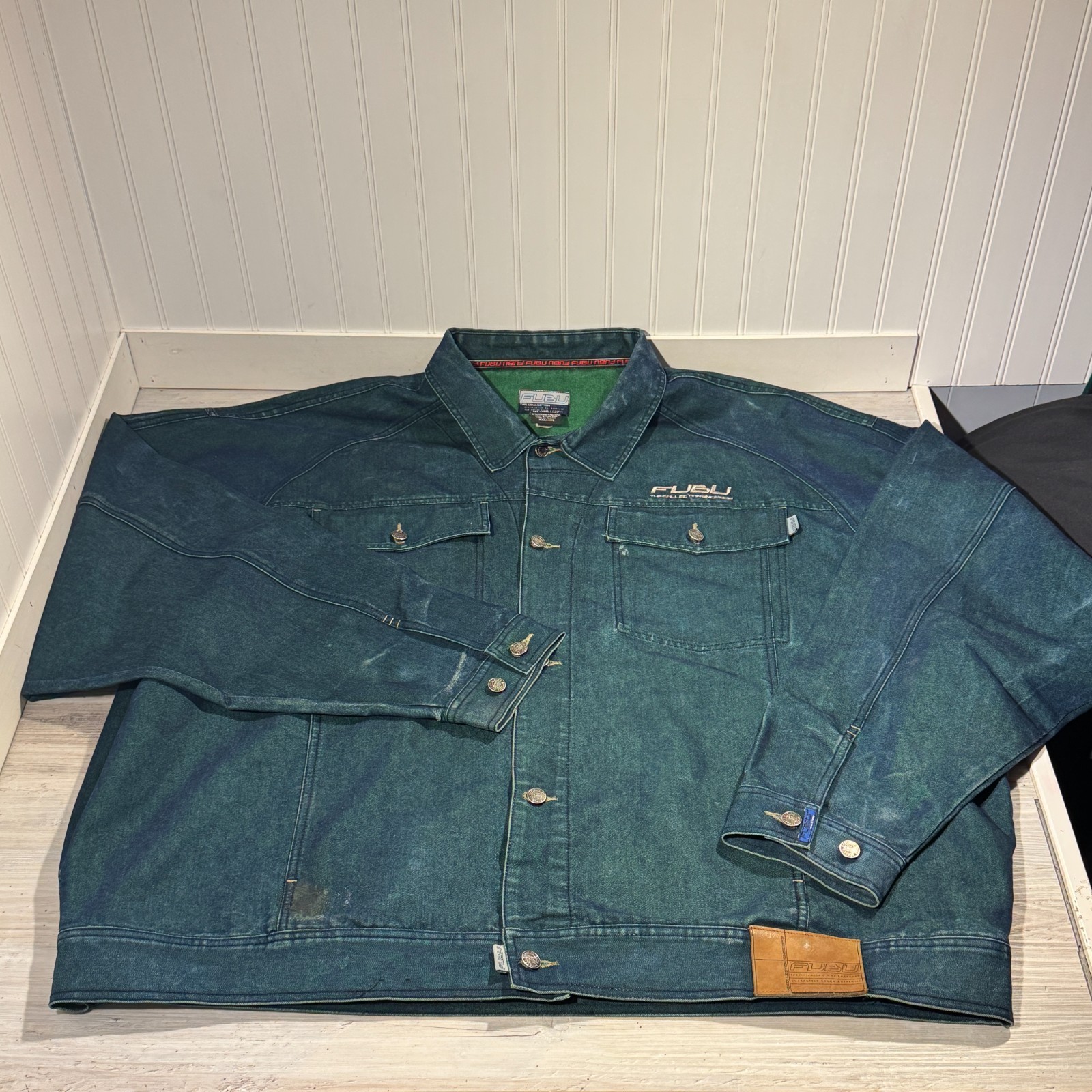 Picture 2 of 17