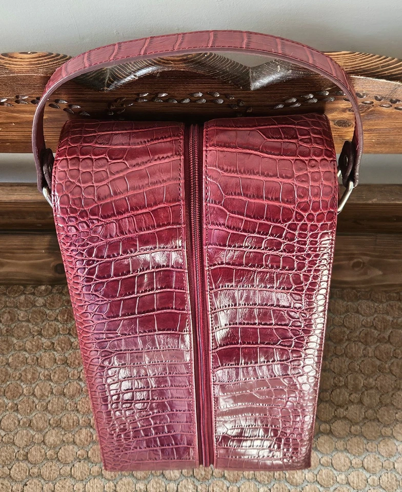 Two Bottle Wine Caddy Carrier Textured Zipper Burgundy Vinyl Home Decor Or Gift  - Image 2 of 4