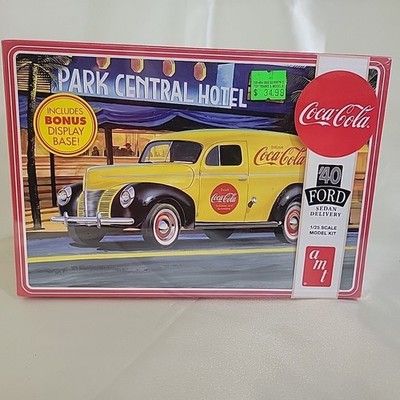 '40 Ford Coca Cola Sedan Delivery AMT 2018 Model Kit 1:25 scale NEW SEaled
