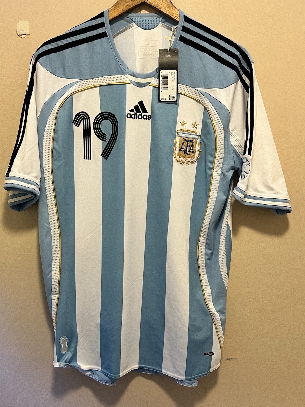 Argentina Adidas Home 2006 World Cup Size Medium - JN3708 (Lionel Messi #19)