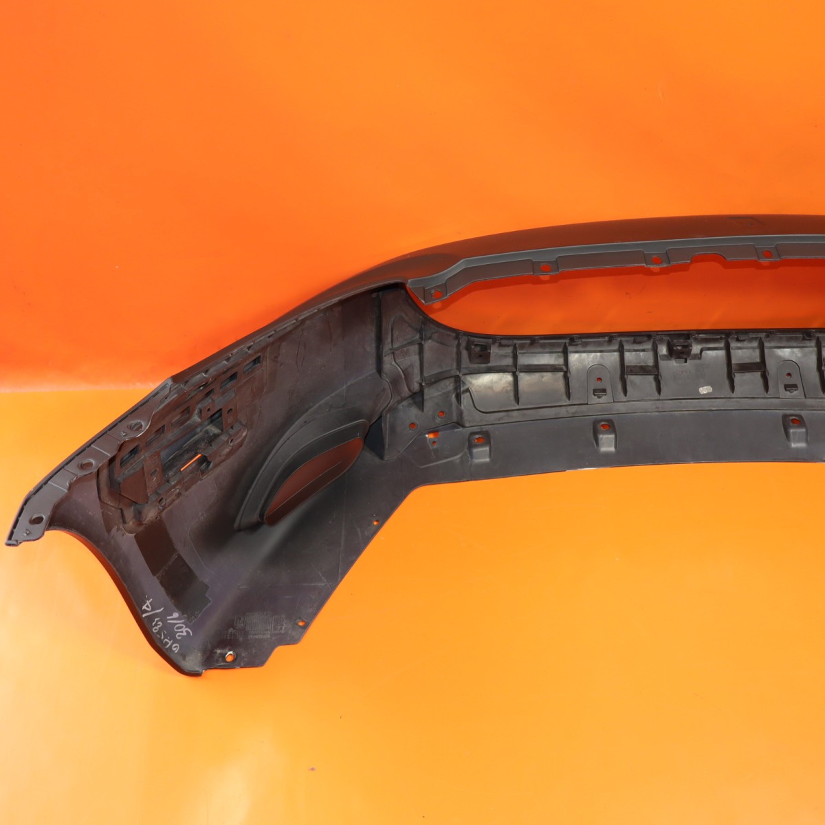 FERRARI CALIFORNIA FRONT BUMPER 2010-2012 2013 2014 82433410 RECONDITIONED OEM