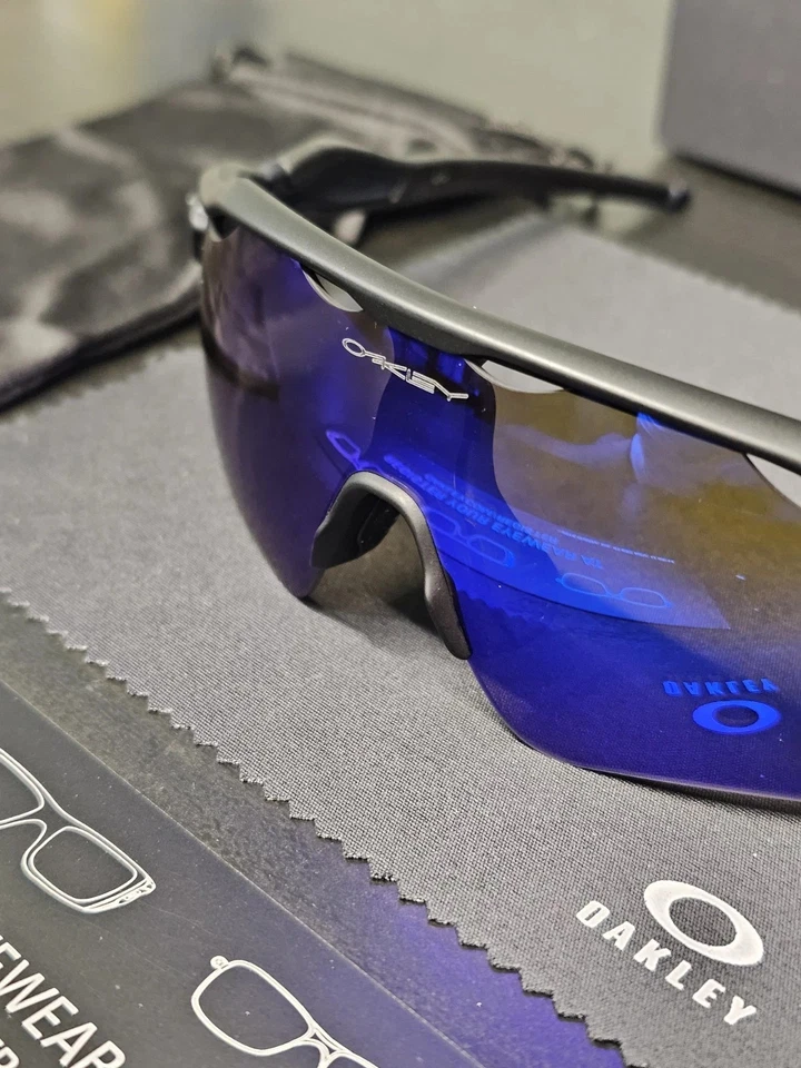Oakley Radar EV Path Prizm, lente azul zafiro marco negro polarizado OO9208-07 Foto 4 de 4