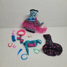 Monster High Lote de Ropa y Accesorios G1 Lagoona
