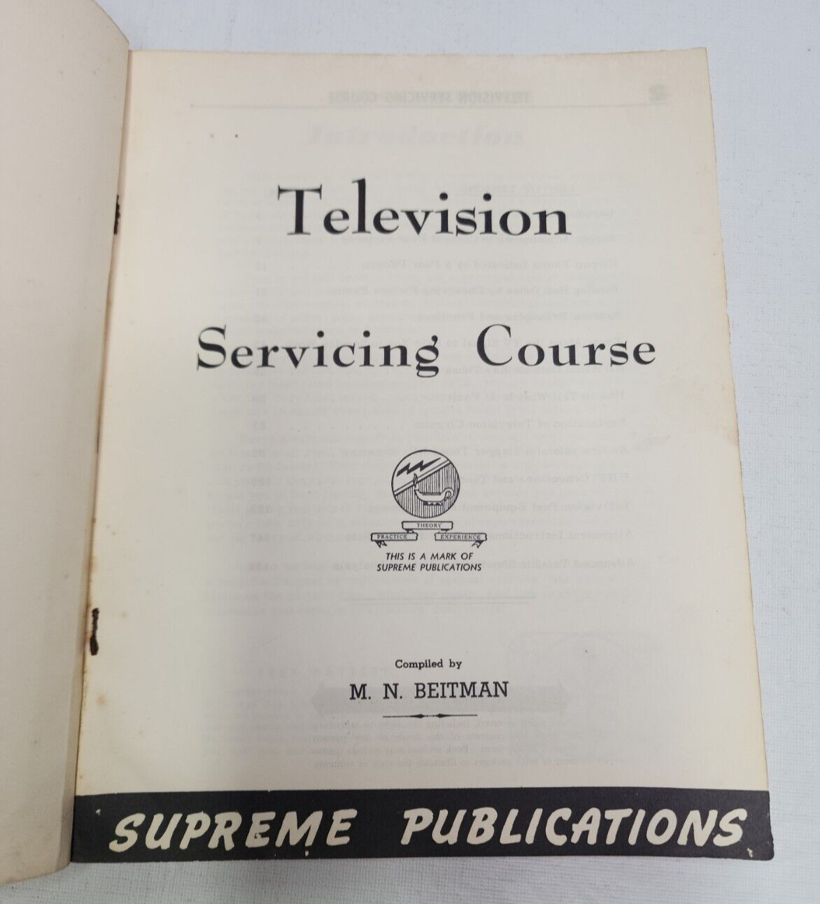 Howard W. Sams TV Servicing Guide Arranged by Trouble Symptoms Photofact Pu.1965