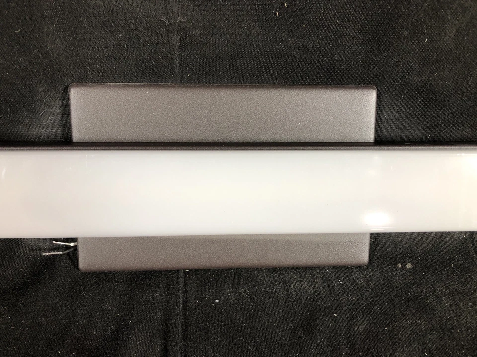 Lithonia Lighting Contemporáneo Cuadrado 3 Luces Bronce 3K LED Tocador Luz 234F7P Foto 4 de 4