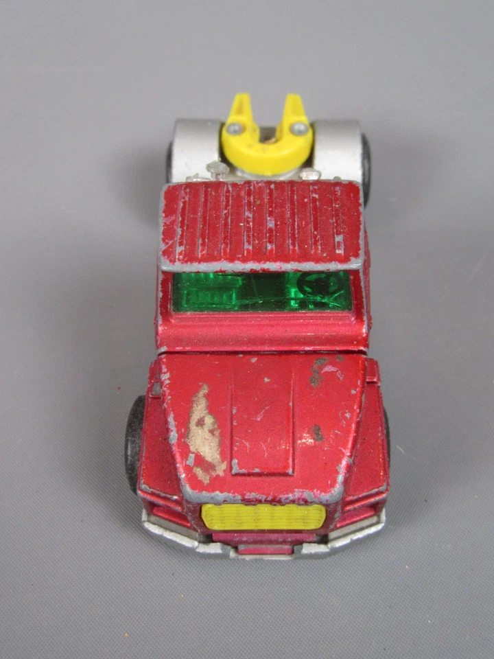 D746 Vintage 1973 Matchbox K-18 UK Ford Lts Series Tractor Red Superkings - Image 3 of 4