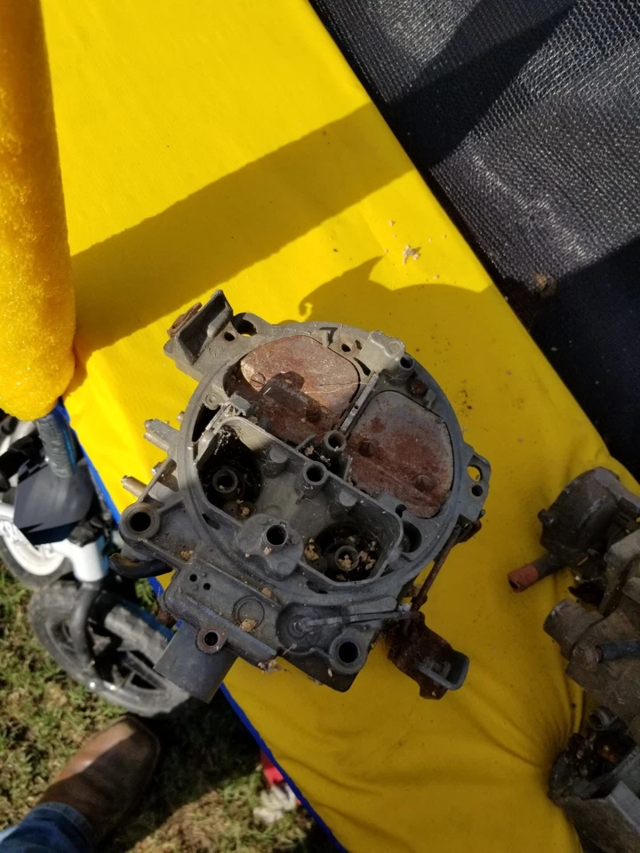 7029251 Carburador Rochester Quadrajet Oldsmobile 1969 455 Foto 3 de 4