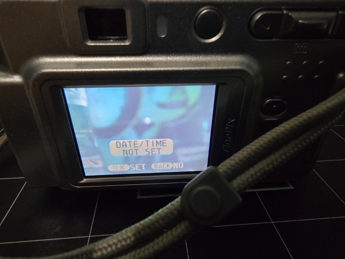 Fujifilm FinePix A Series A500 5.1MP Digital Camera - Silver for