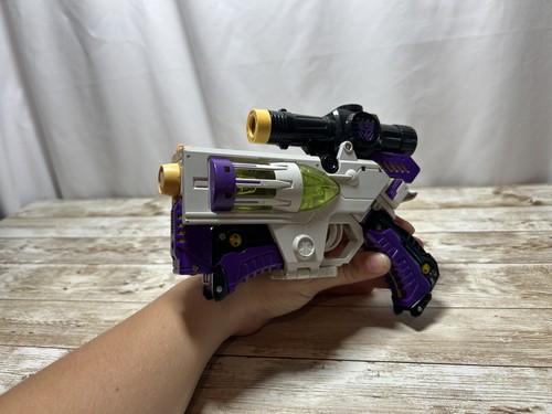 Hasbro Transformers Vintage Voyager: Megatron Action Figure - Picture 2 of 2