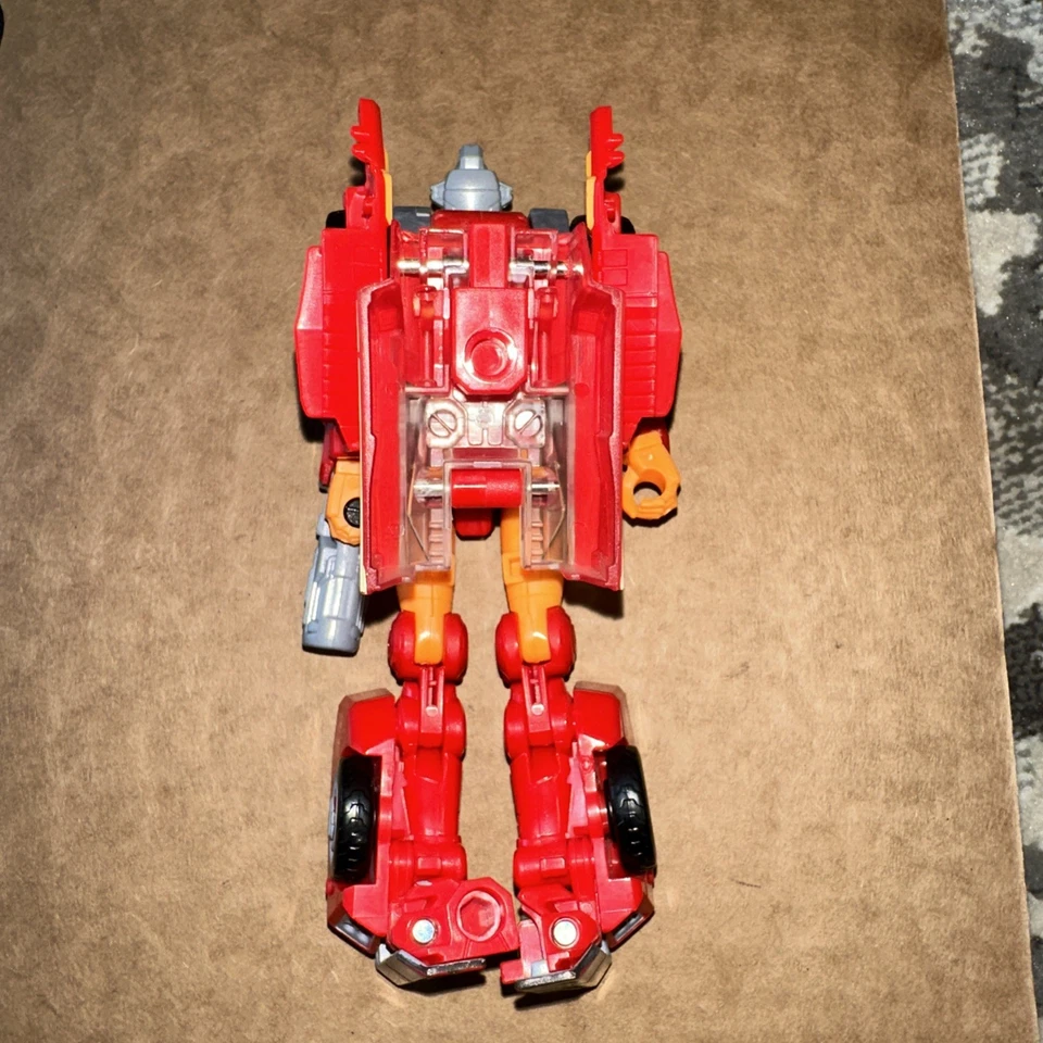 Figura Hasbro Novastar Transformers Power Of The Primes 2017 ¡Envío rápido! Foto 3 de 4