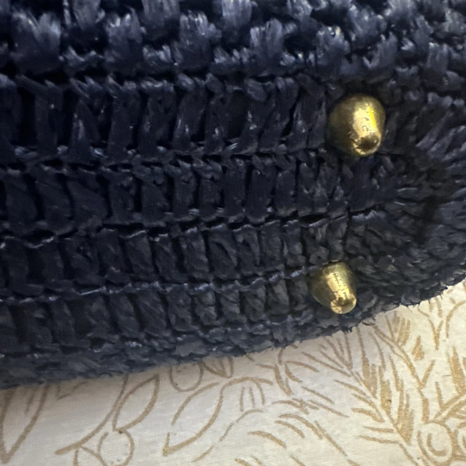 Vintage ADG 60s Navy Blue Woven Wicker Straw Handbag Wood Handle Nice Size - Image 3 of 4