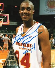 Georgia Tech DERRICK FAVORS Signed 8x10 Photo COA!