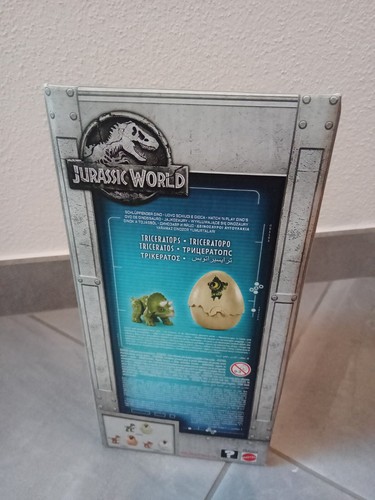 Jurassic Warriors Of The World Hatch 'N Set de Juegos Triceratops Huevo Dino - Imagen 3 de 3
