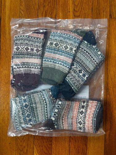 5 Pairs of Geometric Print/Color Block Cotton Crew Socks NWT
