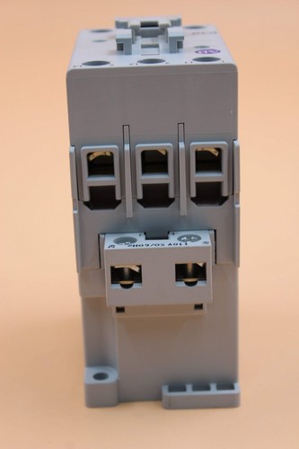 NEW | Allen-Bradley | 100-C30KD00 | - Picture 5 of 9