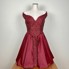 Size 6. Hannah S Short Beaded Formal/Cocktail Dress w/ Pockets. New w/ Tags