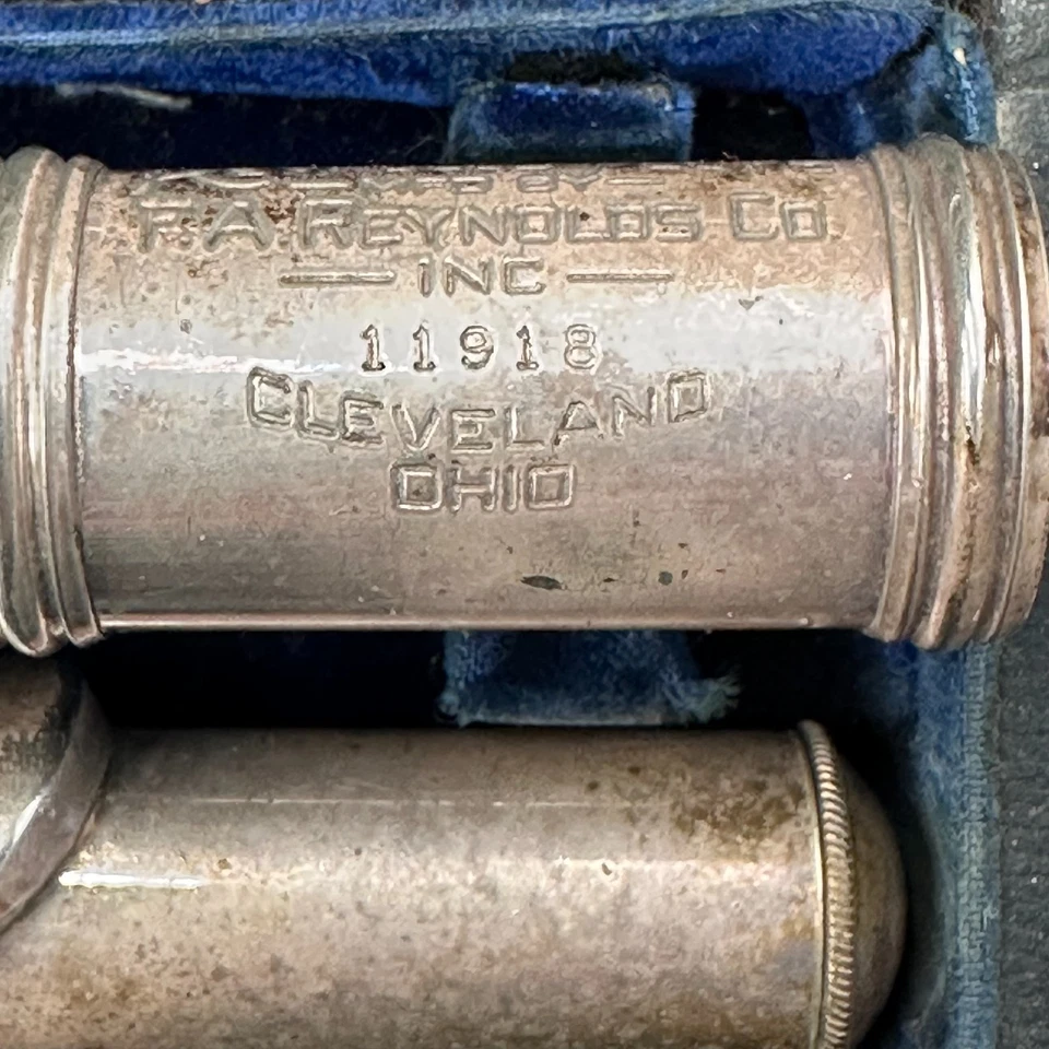 Flauta RA Reynolds Cleveland Ohio #11918 en estuche - Flauta banda plateada vintage Foto 2 de 4
