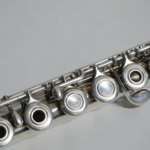Vintage Yamaha Model 281 Open Hole Silver Plated Flute With Case - Picture 7 of 20