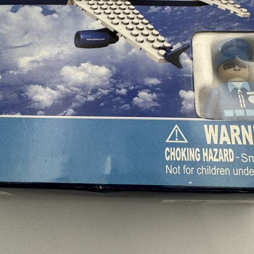 jetBlue Best-Lock Construction Toy Airplane + Pilot NIB 2006 BL175 Daron 55 Pcs - Picture 6 of 11