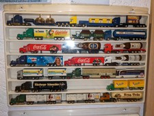 20 Sammeltrucks LKWs im