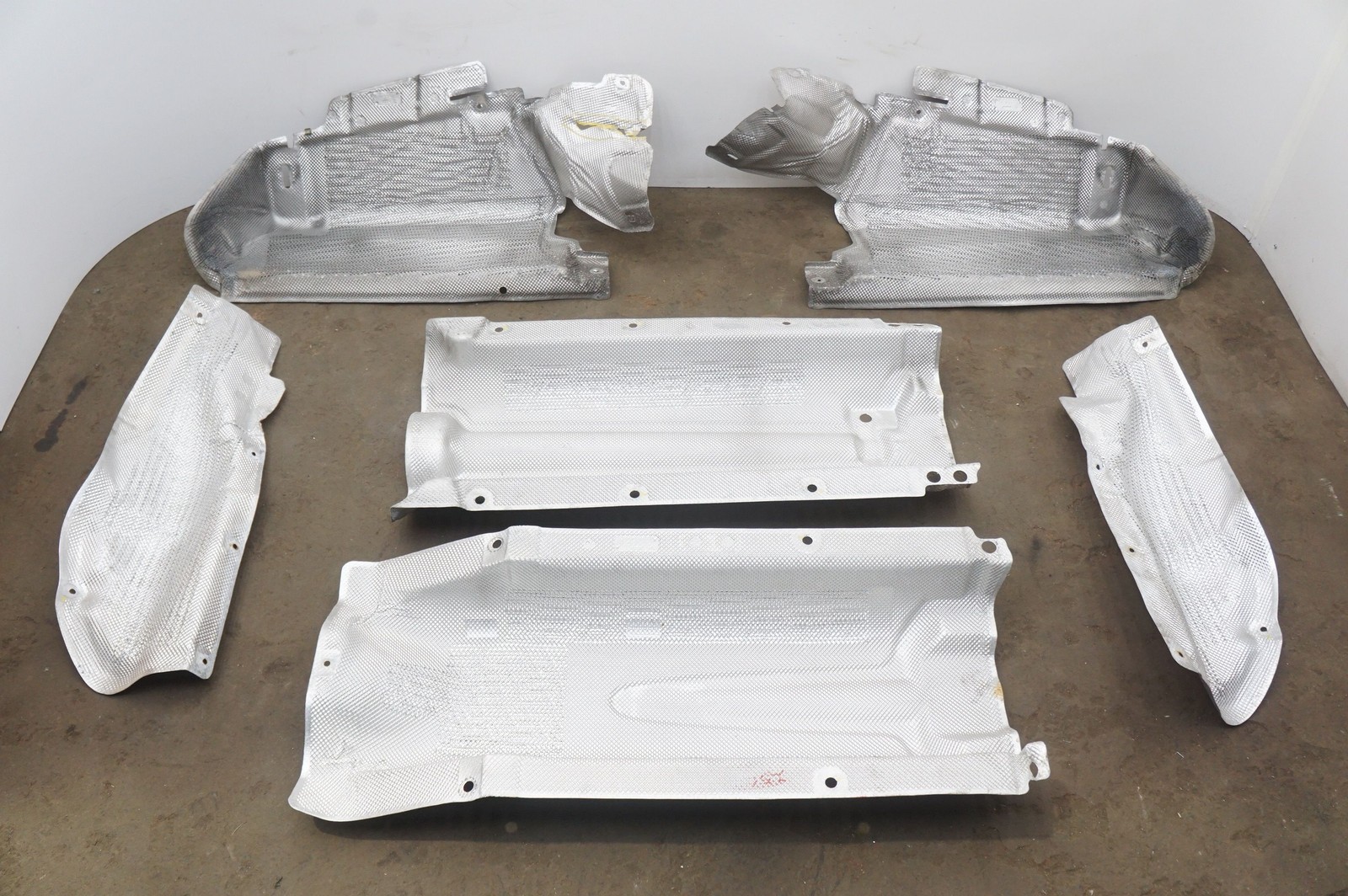 Set Front Rear Exhaust Heat Shield 51487198007 Rolls Royce Phantom Vii 06 *Note*