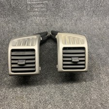 04-12 Oem Chevy Colorado Gmc Canyon Dash Air Vent Silver Left Right Pair 04-12 Oem Chevy Colorado Gmc Canyon Dash Air Vent Silver Left Right Pair