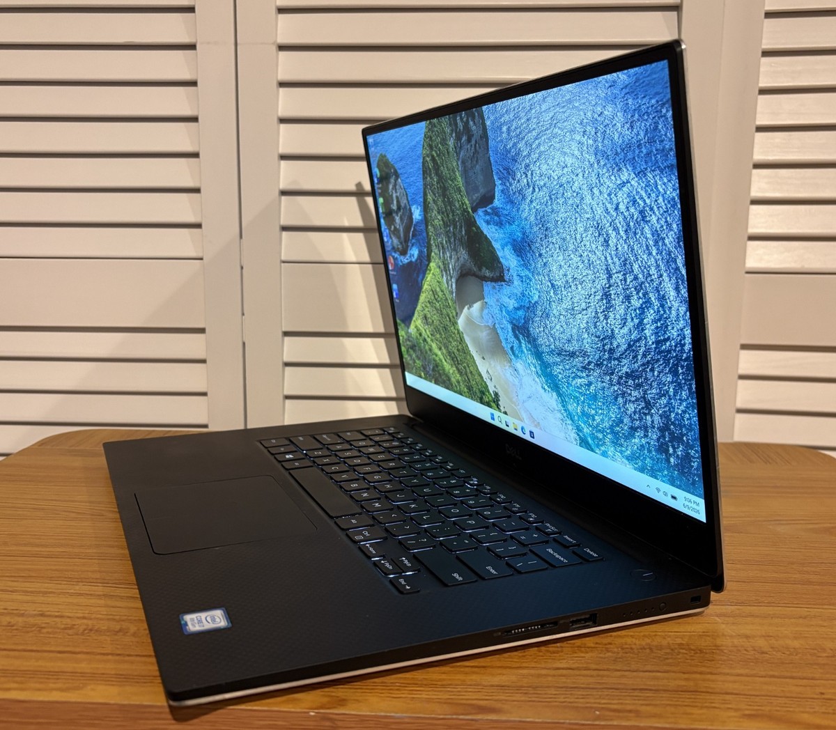 Dell Precision 5530 i7-8850H 32GB RAM 1TB SSD Quadro P1000 Win 11