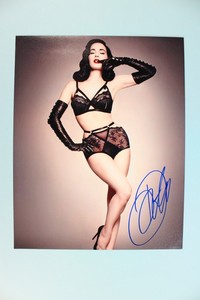 Sexy Dita Von Teese Pinup Signed 8x10 with COA