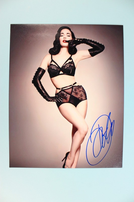 Sexy Dita Von Teese Pinup Signed 8x10 with COA