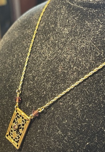 Vintage Accents By Hallmark Cards Filigree Gold Tone Necklace Purple Crystal EUC - Picture 5 of 10