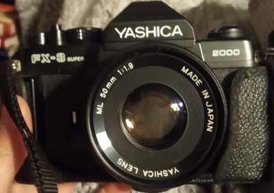 YASHICA FX 3 SUPER 2000   50mm F1.7