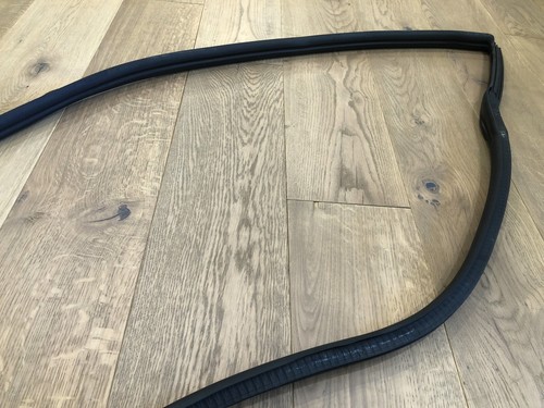 98753707601 Porsche Cayman Passenger Door Surround Weather Strip Seal 438 - Picture 3 of 9