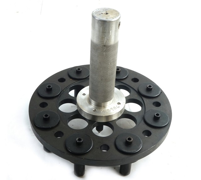 Axle Hub HG01500 G18986 Wheel Bolt Pattern Master Gage 8 Male Spikes
