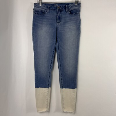 A.n.a A New Approach Jeans Women's 4 Jegging Cropped Bleached Med Wash Raw Hem