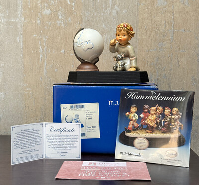 Hummel Goebel Figurine #2064 ''Australian Wanderer'' New in Box Disk of Songs