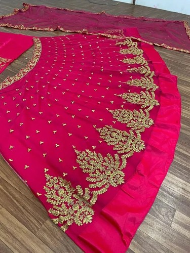 Neueste Markteinführung rosa Netz Lehenga Choli mit Dupatta für Damen und Mädchen - Bild 12 von 12
