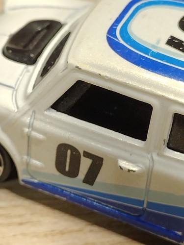 Morris Mini Hot Wheels 2007 Pop-Offs #37 White 10 Spoke Wheels 1/64 Loose - Picture 20 of 24