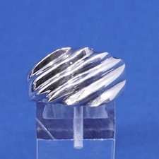 Size 9, vtg Sterling silver handmade ribbed ring, 925 statement ring w/ wave