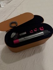 Dyson Hair Styling Set with Brush, Barrel Att...