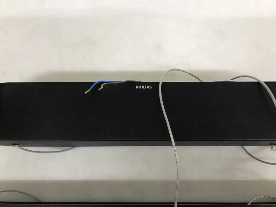 Philips Ensis 79W LED-Pendelleuchte - Schwarz (929003052501) - Bild 4 von 4