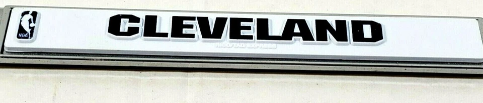 Cleveland Cavaliers Metal CROMO Marco de Placa Debe Hombre Cueva Necesario Foto 3 de 3