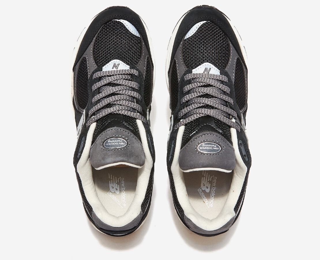 [New Balance] / ☆ M2002RNC / メンズ スニーカー ☆New Balance☆ニューバランス M2002RNC☆追跡可 (New Balance