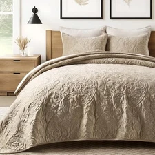  Luxury Pearl Velvet Quilt Set King Size 3 King (104" x 92") Paisley Natural