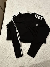 Women’s Adidas Top Size 3x Yoga Top With Crossed Layer￼long sleeved  Athletic 