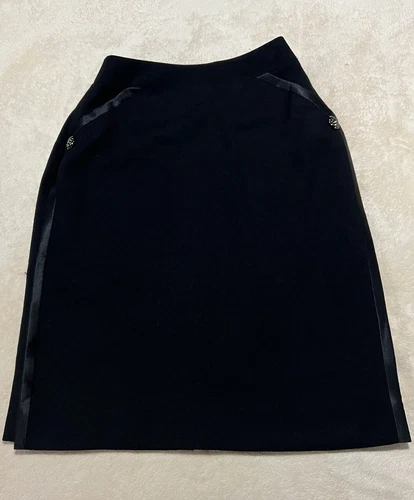 Gonna Celine vintage in crepe di lana nera taglia 40 adatta a 6 noi in base alle misure