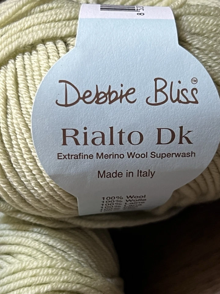 Hilo Debbie Bliss RIALTO DK Beige #23059 50gr / 114yds ea. Juego de 3 bolas de lana Foto 2 de 4