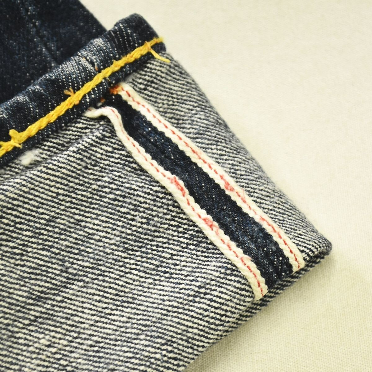 EVISU Lot 2000 No.2 MADE IN JAPAN Selvedge 14.5oz Jeans EVISU Lot 2000 No.2 MADE IN JAPAN Selvedge 14.5oz Jeans