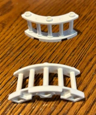 LEGO PN 21229- Quarter Round Spindled Fence 4x4x2 - White - 2 Pieces - New