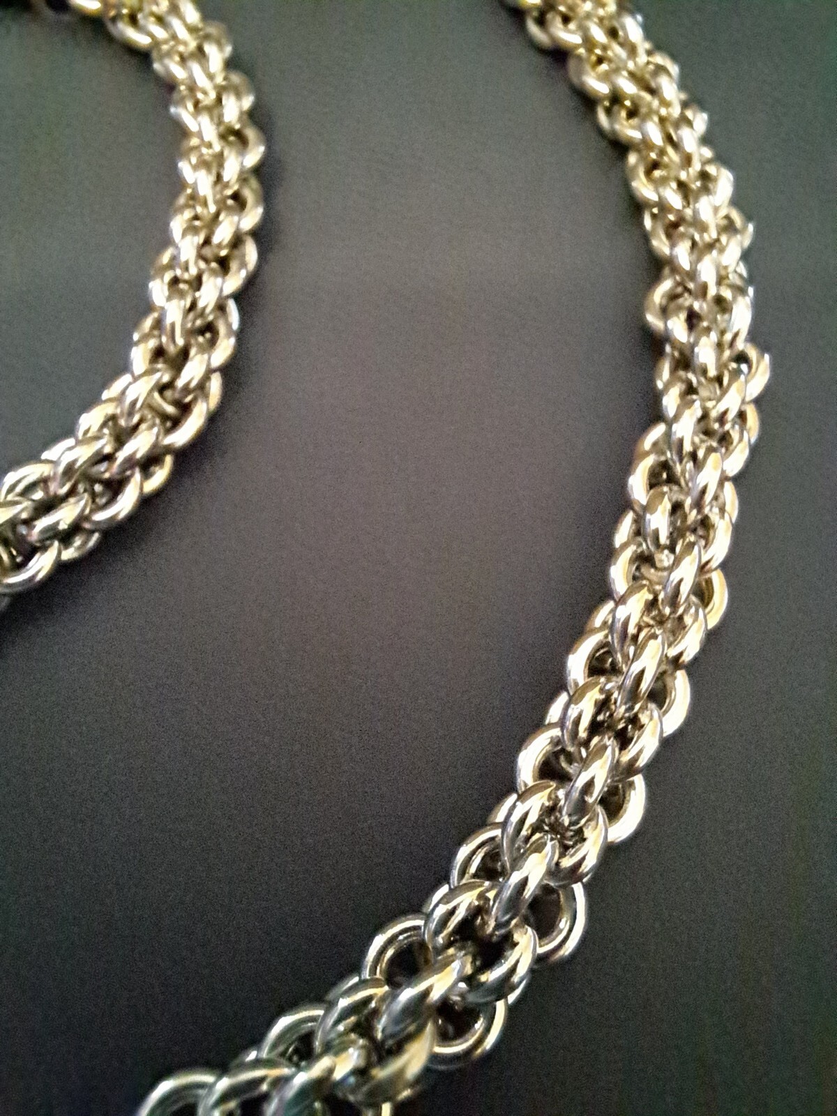 Bild 2 von 6