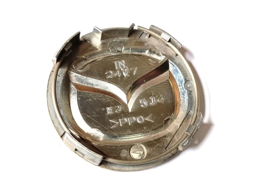 Tapacubos de rueda genuina Mazda MPV II LW 2004 2477 UST105230 Foto 2 de 2